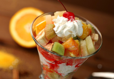 Fruit Salad with ice cream